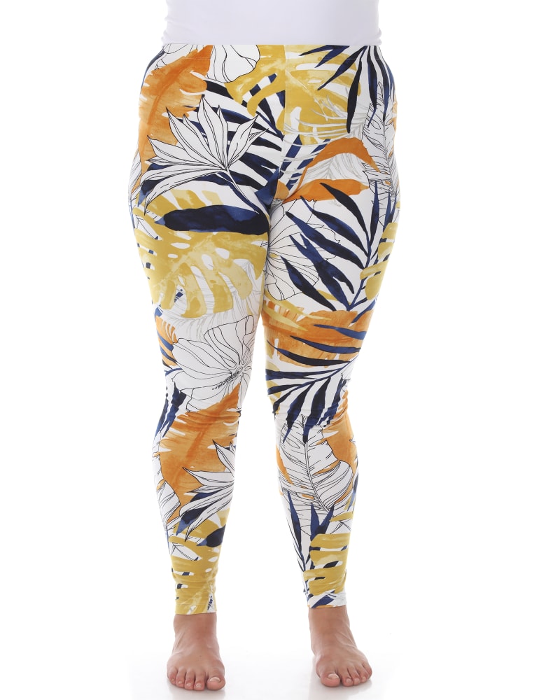 Front of a model wearing a size one-size-fits-all Super Soft Tropical Printed Leggings in White Tropical Flower by White Mark. | dia_product_style_image_id:249263